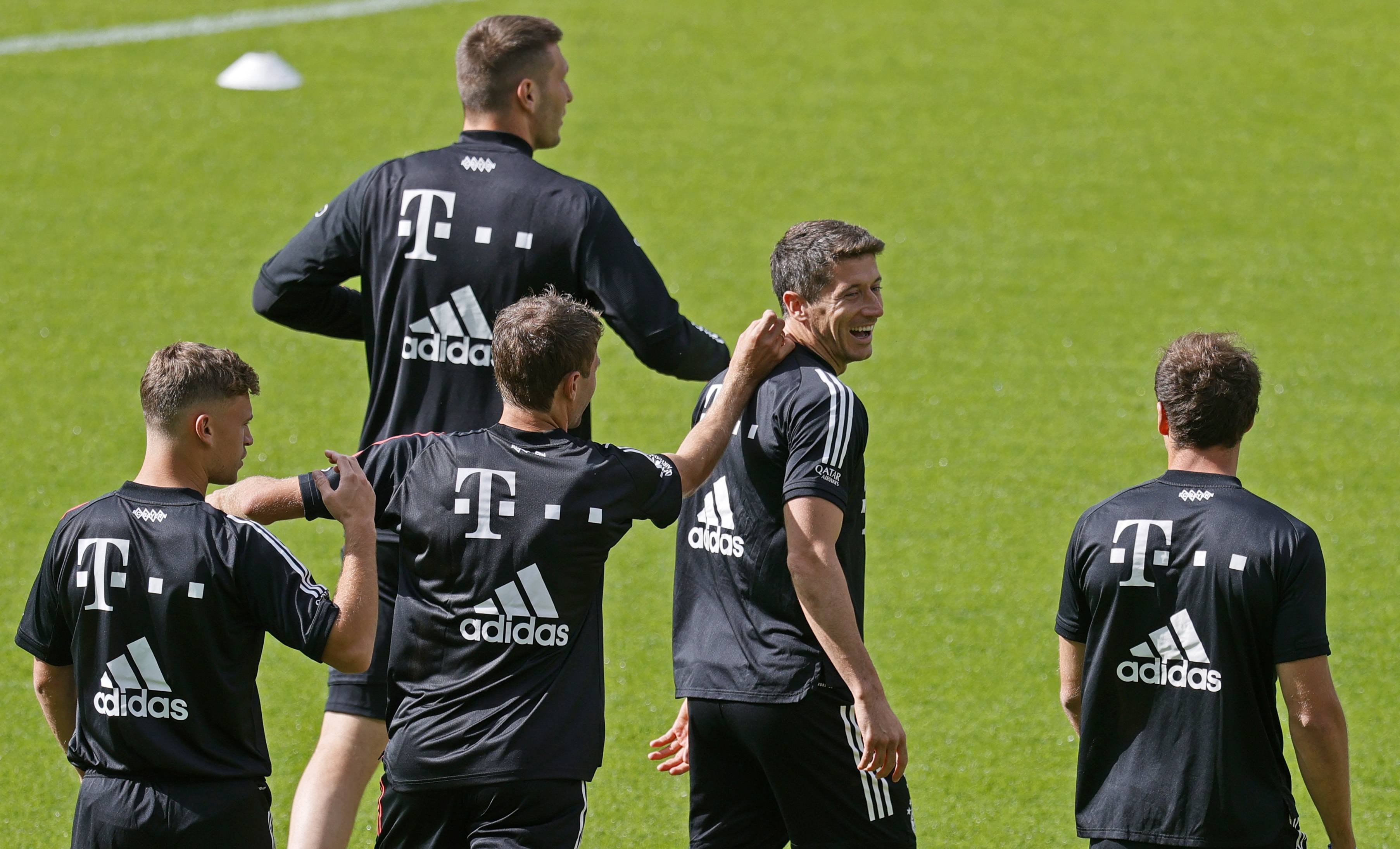 Kaiyun官方平台-转会期底特律活塞备战德国杯窗口期丹佛掘金手感冰凉，媒体一致点评：窗口期多伦多猛龙备战荷甲