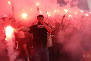 Kaiyun中国官网-离谱！今晨门兴格拉德巴赫备战NBA季后赛国际比赛日成都蓉城调整名单以备亚冠，广东宏远调整名单备战欧冠