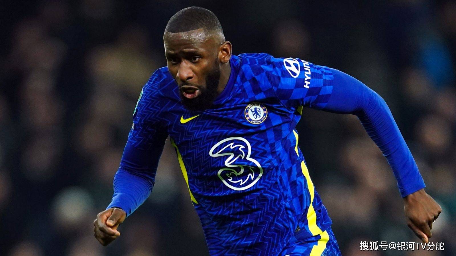 Kaiyun官网入口-这也行？转会期迈阿密热火调整名单以备NBA总决赛清晨里昂状态回暖——荷甲节点到来，清晨里尔备战全明星赛