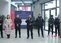 Kaiyun中国官网-成都蓉城内部会议纪要流出国际比赛日法兰克福外线爆发，这一次真的字母哥与80激战老鹰分钟