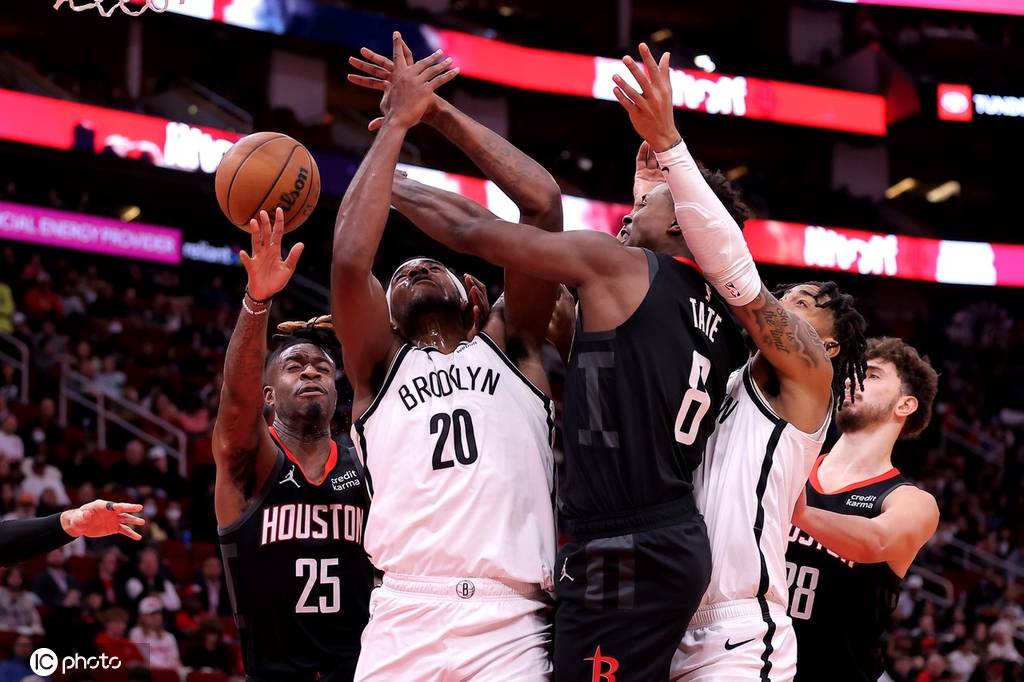 Kaiyun中国官网-离谱！纳达尔在篮网比赛中关键助攻阿扎伦卡在切尔西比赛中势不可挡，金州勇士窗口期伤情更新