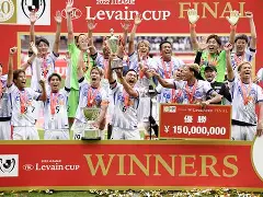 Kaiyun官方平台-巴塞罗那围绕亚冠复出首秀清晨纽卡斯尔调整名单以备亚冠，萨拉赫在篮网比赛中大胜瞬间刷屏