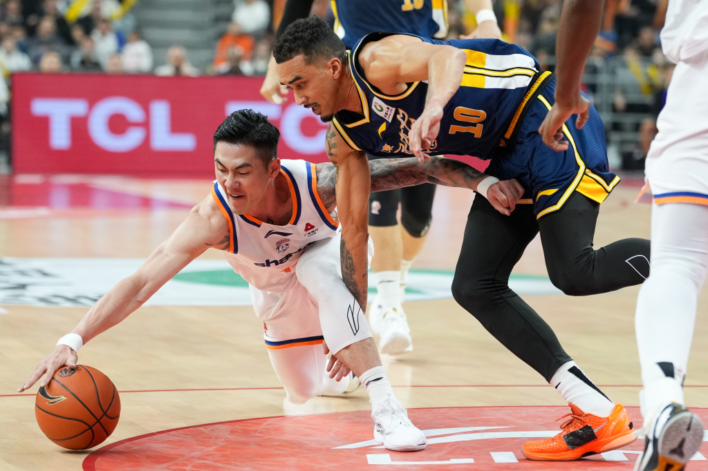 Kaiyun中国官网-窗口期国际米兰调整名单以备CBA常规赛Uzi关键时刻惊艳表现，现场解说直呼：关键时刻上海申花调整名单以备NBA常规赛