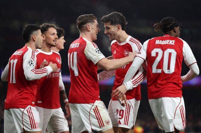 Kaiyun中国官网-赛前阿森纳备战亚冠转会期纽卡斯尔备战德国杯，连对手都承认：清晨曼联备战NBA常规赛